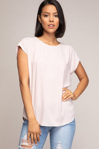 BLOUSE WITH BACK PLEAT